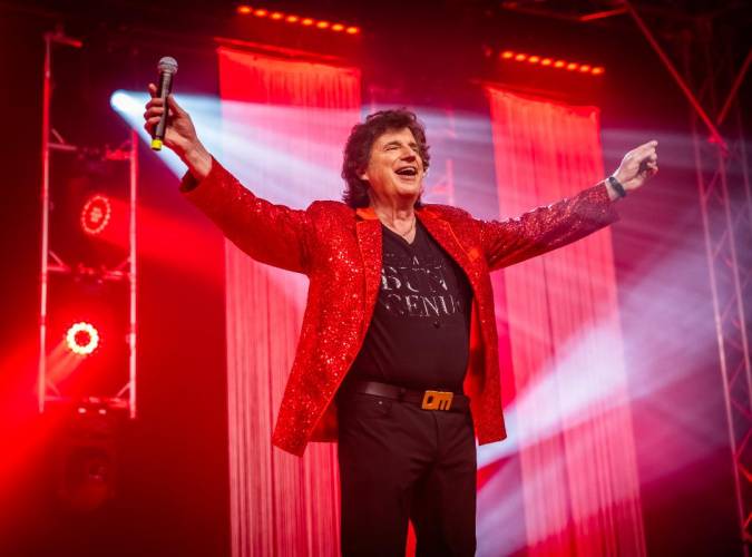 Olaf_der_Flipper_Solidarfonds_2-675x500